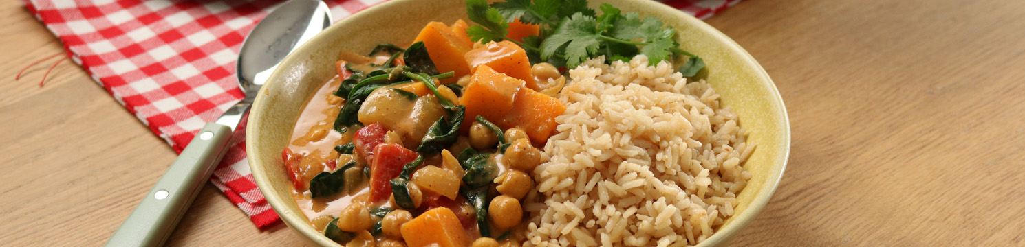 Speedy Vegetarian Curry with Wholegrain Rice