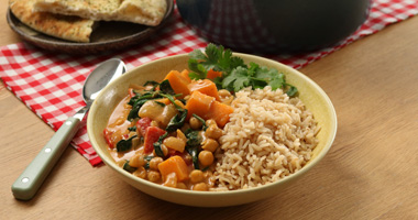 Speedy Vegetarian Curry with Wholegrain Rice