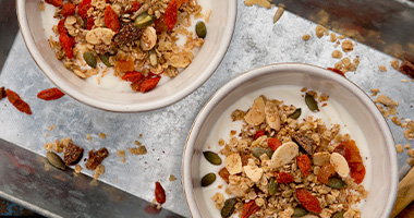 Chocolate and Goji Berry Granola