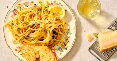 Spaghetti with Lemon, Garlic, Parsley, and Chilli