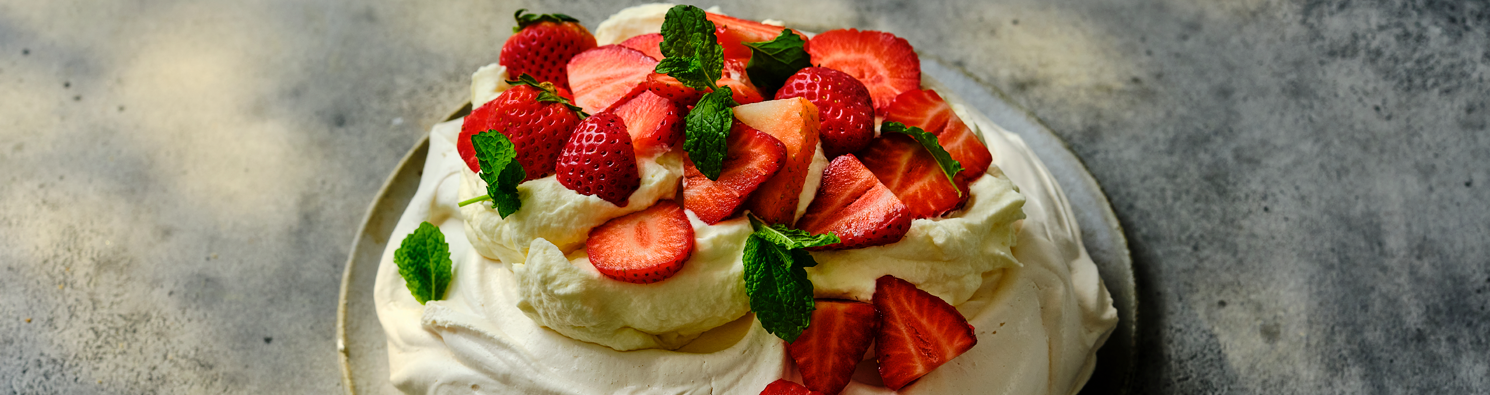 Strawberry Pavlova