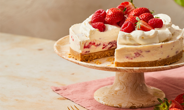 White Chocolate Cheesecake with Fresh Berries