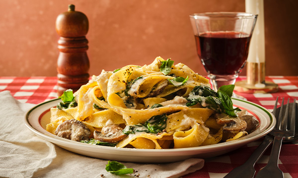 Creamy Mushroom & Spinach Pasta