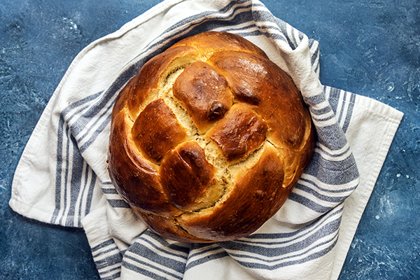 honey-challah-round