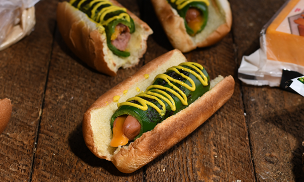 “PEPPER PIG” CHEESE DOGS