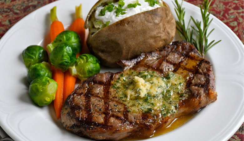 Strip Loin Steaks with Onion Sauce and Horseradish Mashed Potatoes 