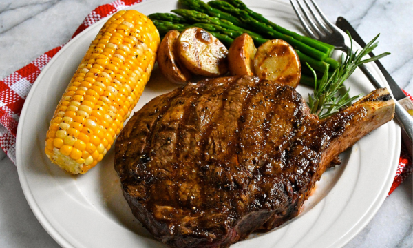 Cowboy-style Rib Grilling Steaks 