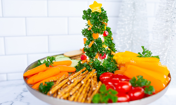 600x360-christmastree-cheeseball.jpg