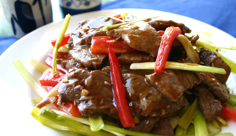 Stir-Fried Beef with Leek