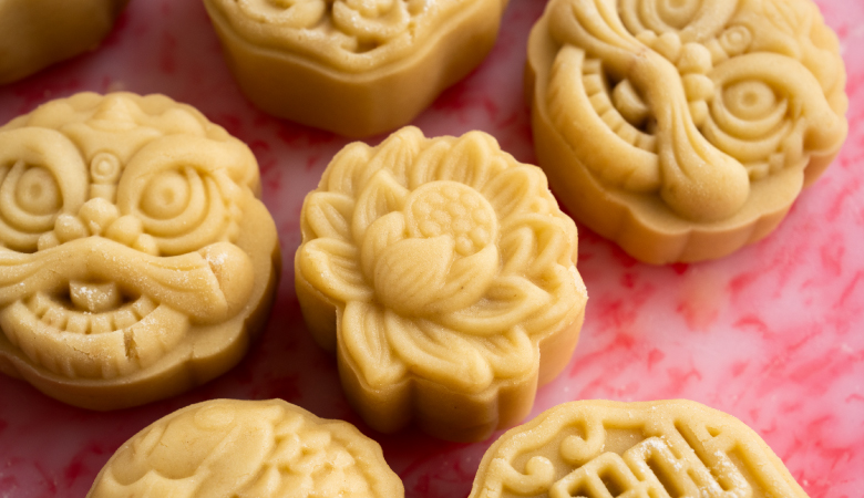 Coconut Taro Mooncakes