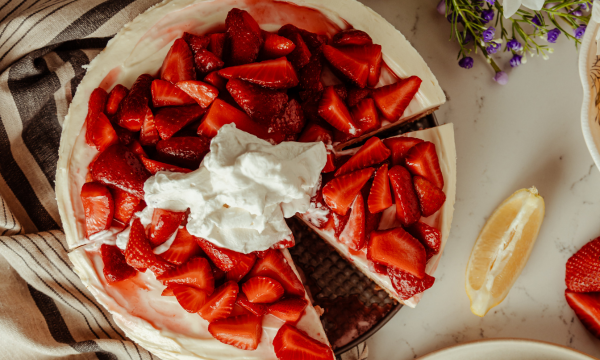 Strawberry Shortcake Cheesecake