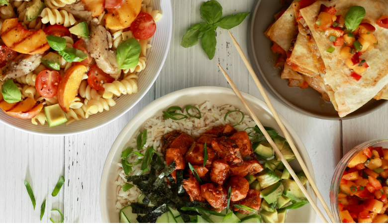 Steak Pepper Quesadillas, Peach & Honey Salmon Sushi Bowl & Caprese-inspired Italian Chicken Pasta Salad