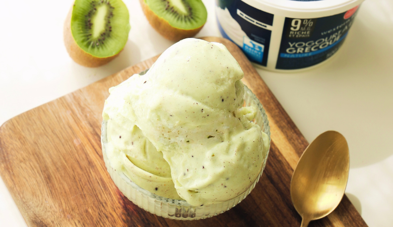 Kiwi Frozen Yogurt Ice Crean
