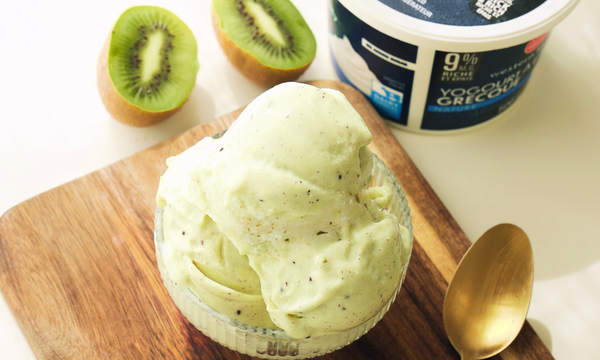 Kiwi Frozen Yogurt Ice Crean