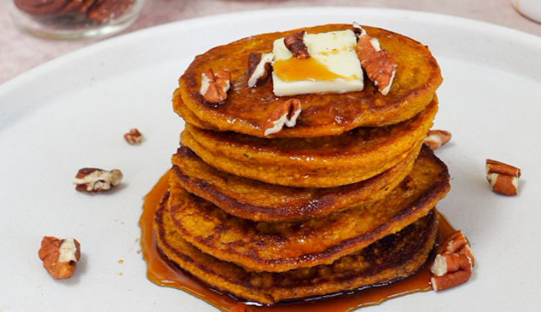 Pumpkin Spice Mini Pancakes