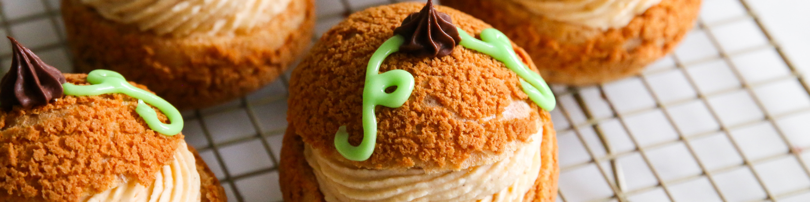 Pumpkin Cheesecake Cream Puffs