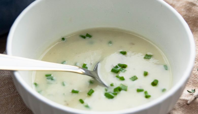 Creamy Leek, Garlic and Potato Soup