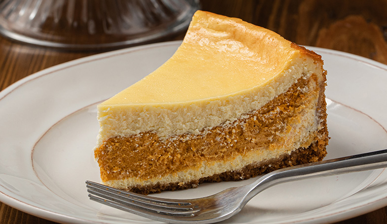 Pumpkin Pie Layered Cheesecake
