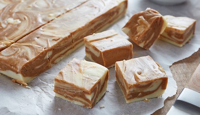Gingerbread Marble Fudge