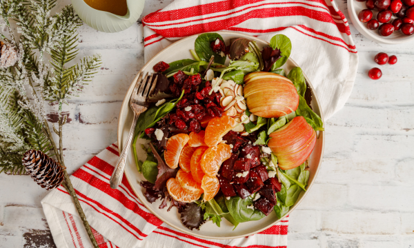 Mandarin Orange Salad with Roasted Beets 