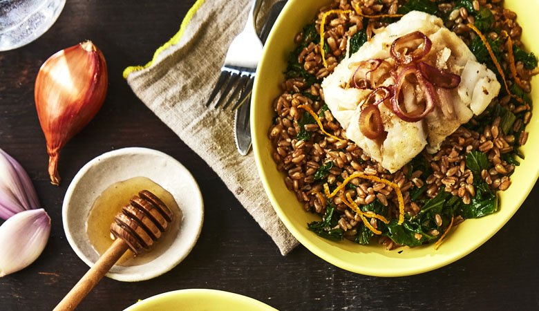 Honey Shallot-Seared Cod with Orange Turmeric Farro Bowl 