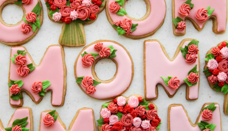 Mother’s Day Decorated Shortbread Cookies