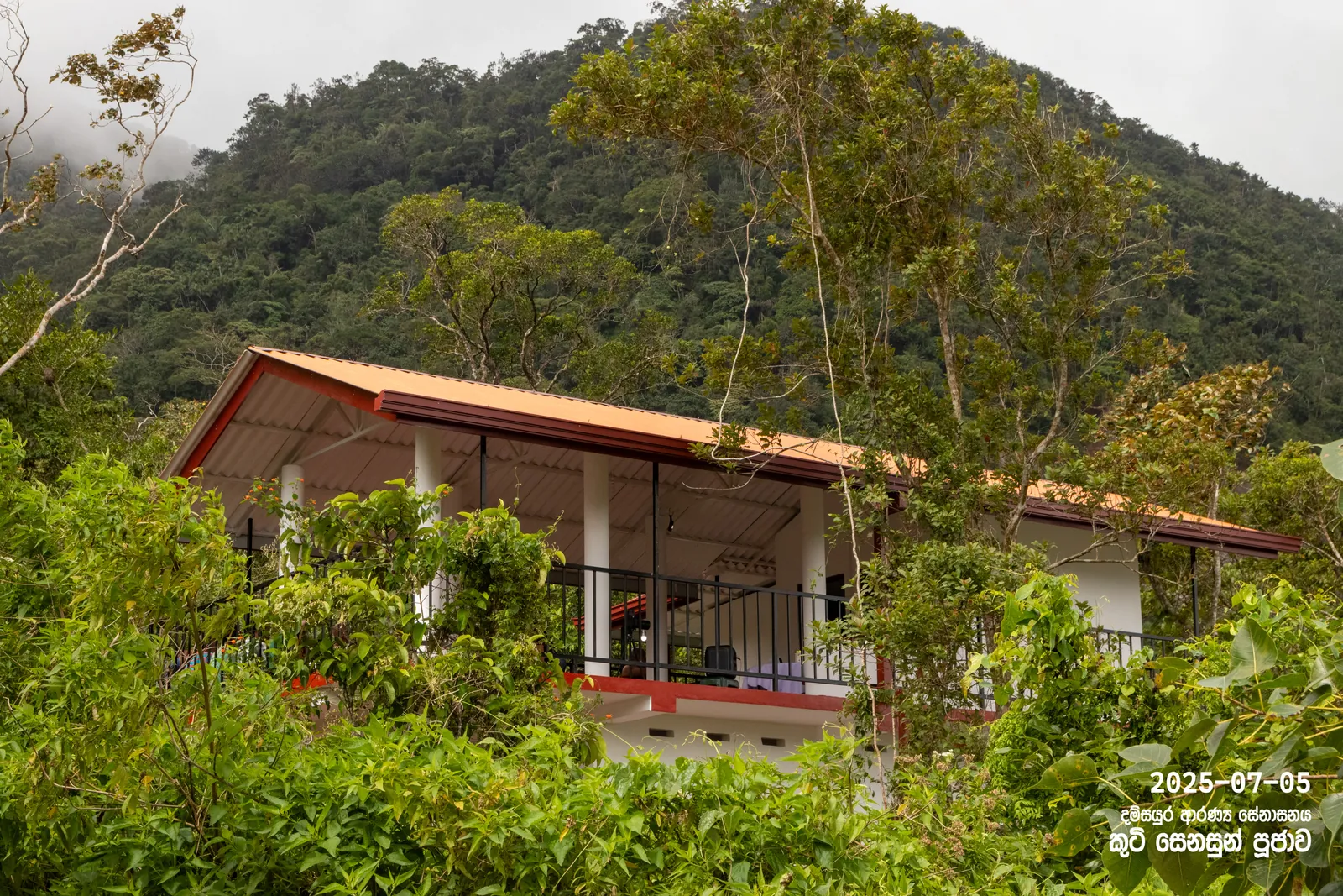 ආරණ්‍යයේ කුටි සෙනසුන් පූජාව — ඡායාරූපය 19