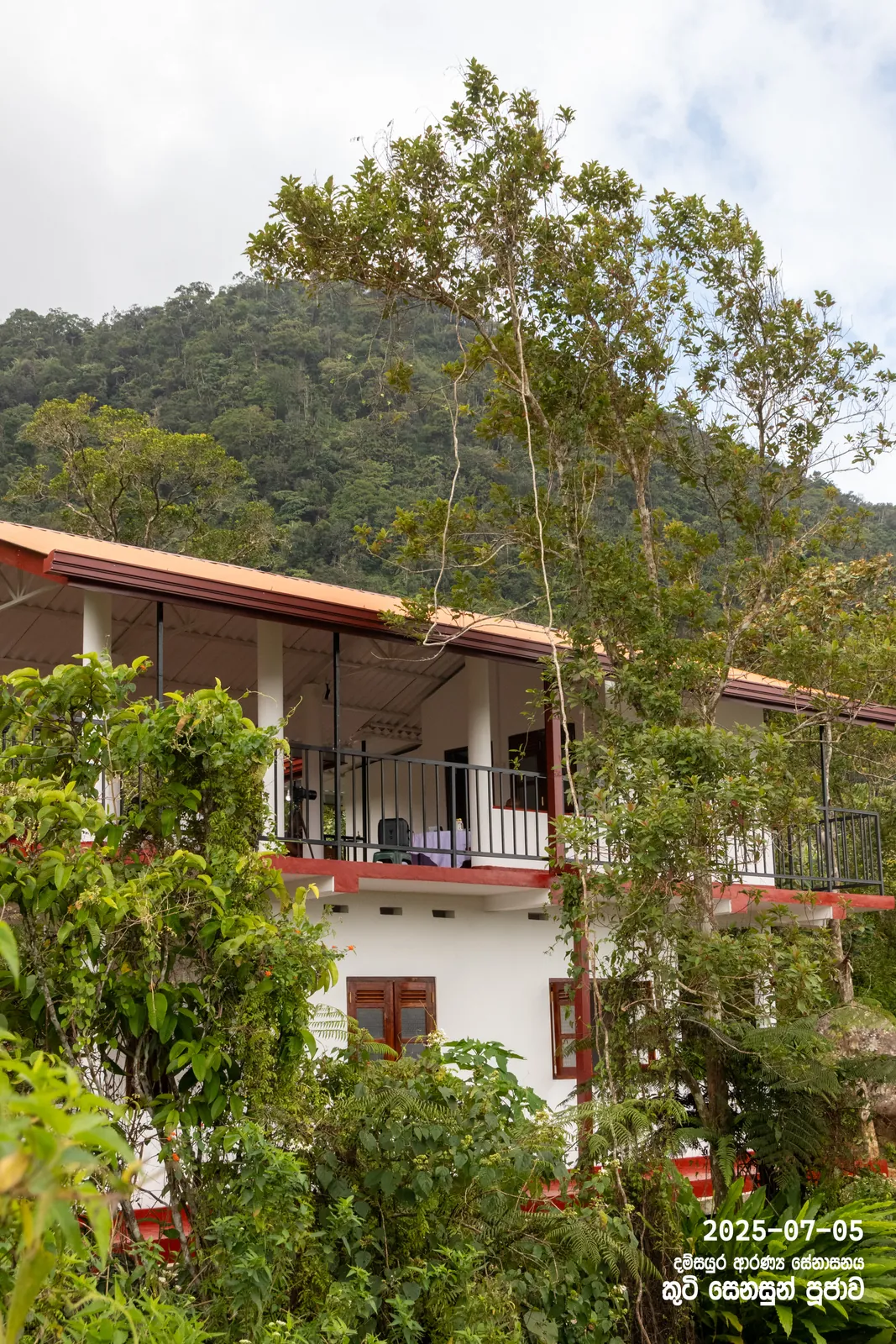 ආරණ්‍යයේ කුටි සෙනසුන් පූජාව — ඡායාරූපය 20