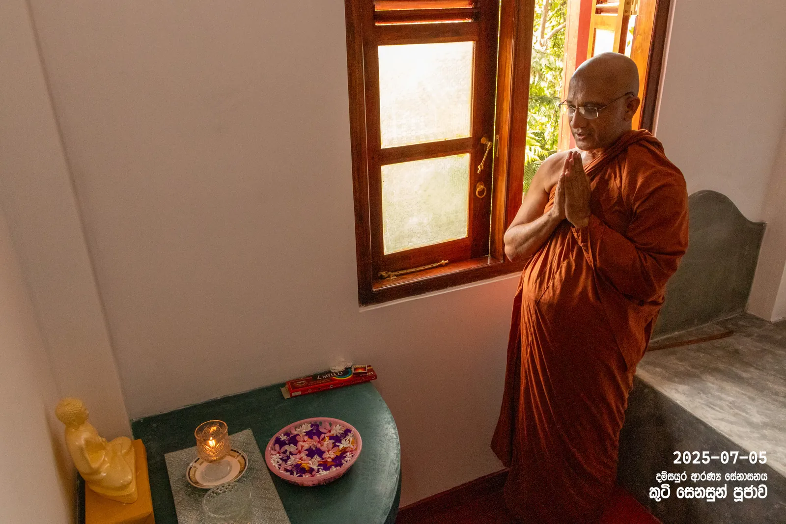ආරණ්‍යයේ කුටි සෙනසුන් පූජාව — ඡායාරූපය 32