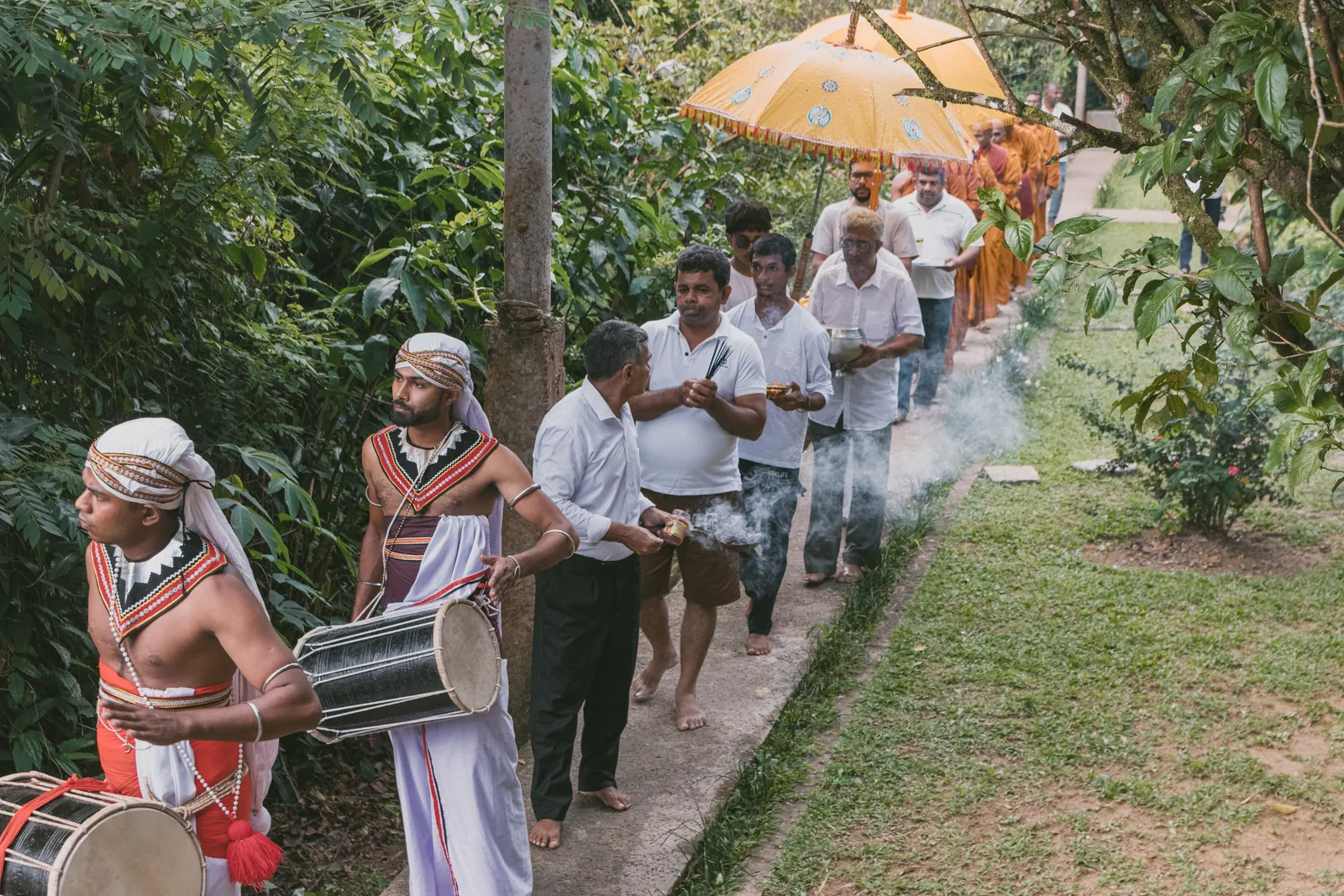 මෑණියන් කළුරිය කොට වසරක් පිරීම නිමිත්තෙන් පිංකම් මාලාව — ඡායාරූපය 2