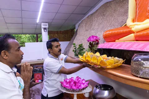 කඨින චීවර පූජාව