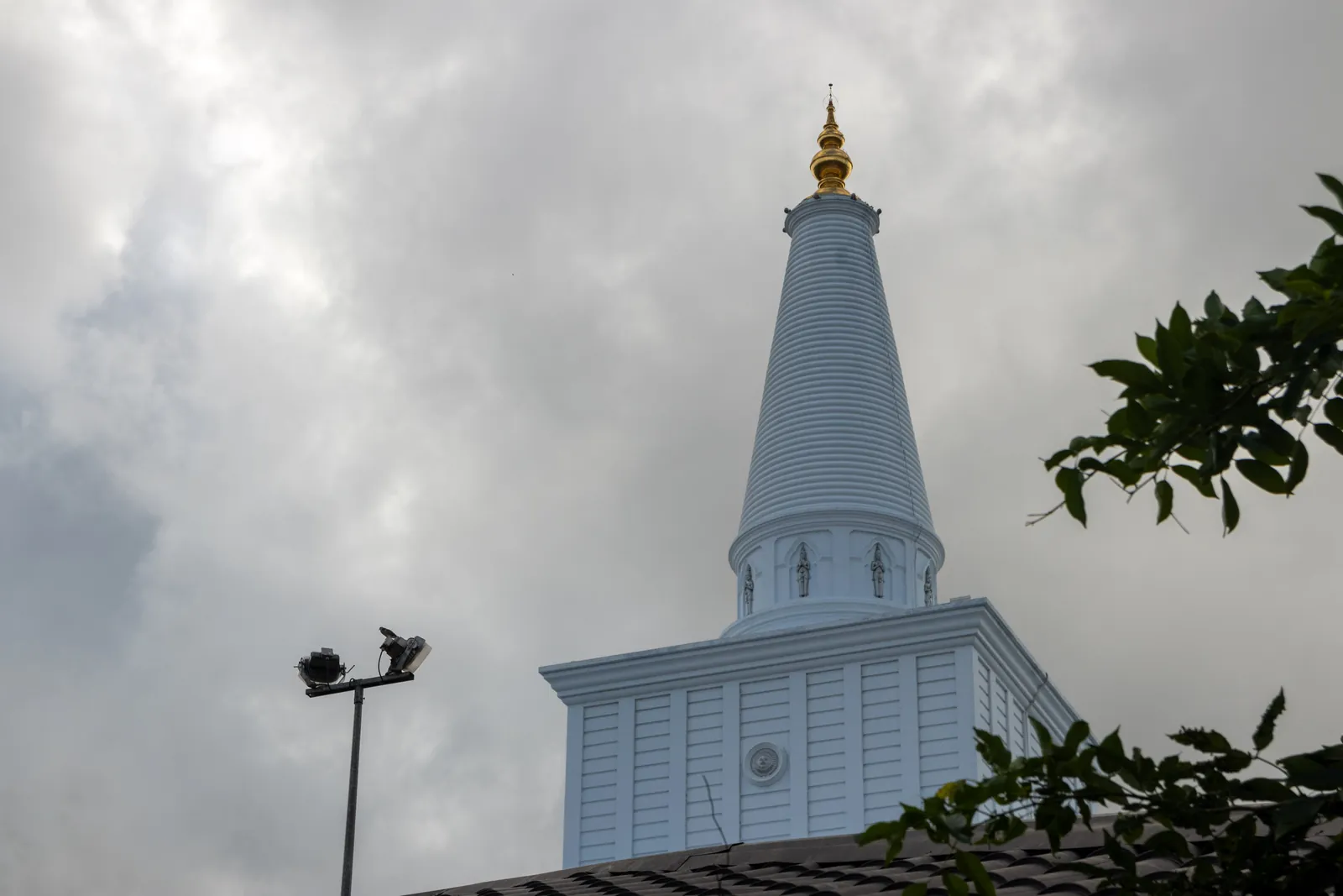 අනුරාධපුර වැඩම කිරීම — ඡායාරූපය 1