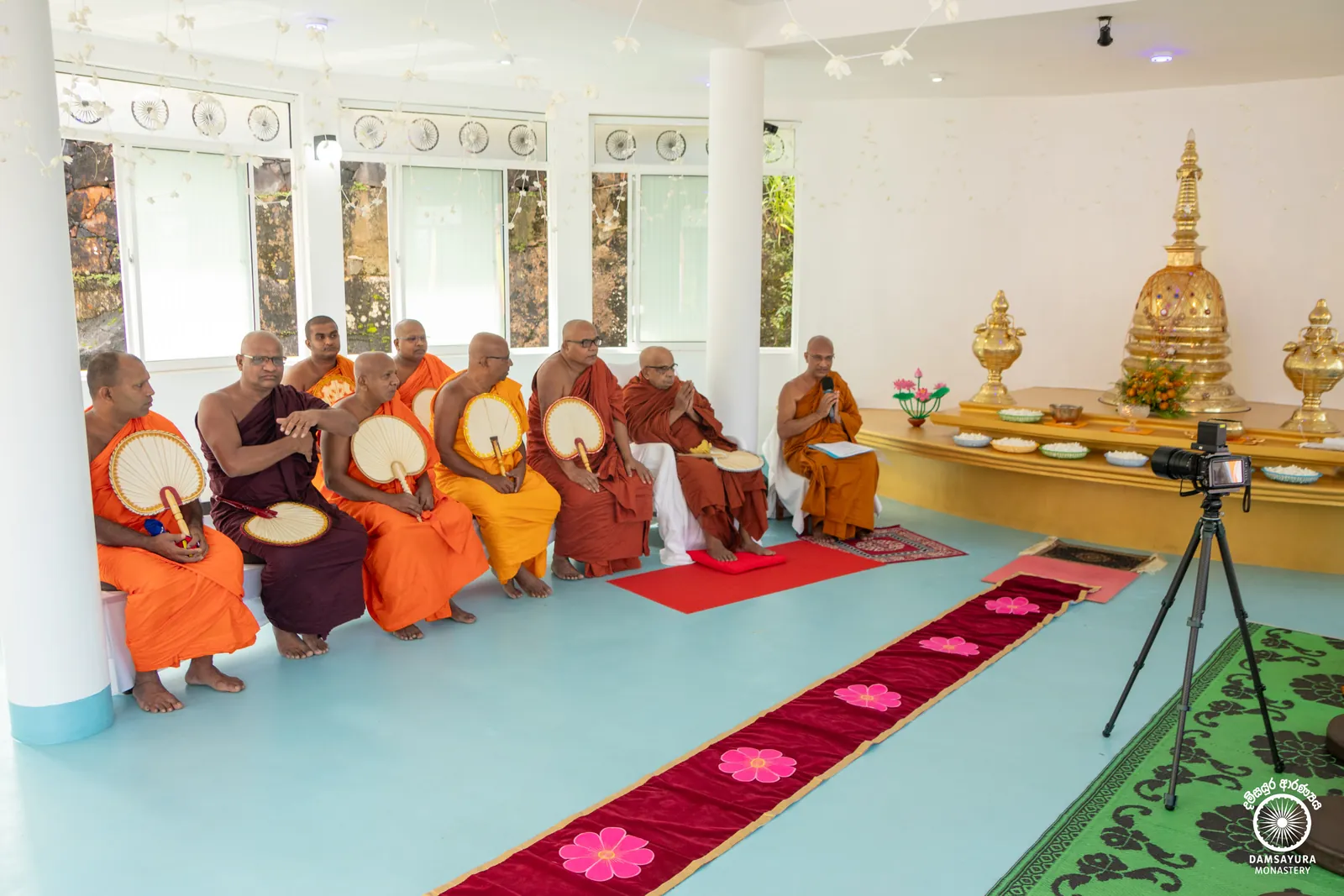 "පූජා ච පූජනීයානං, ඒතං මංගලමුත්තමං" — ඡායාරූපය 8