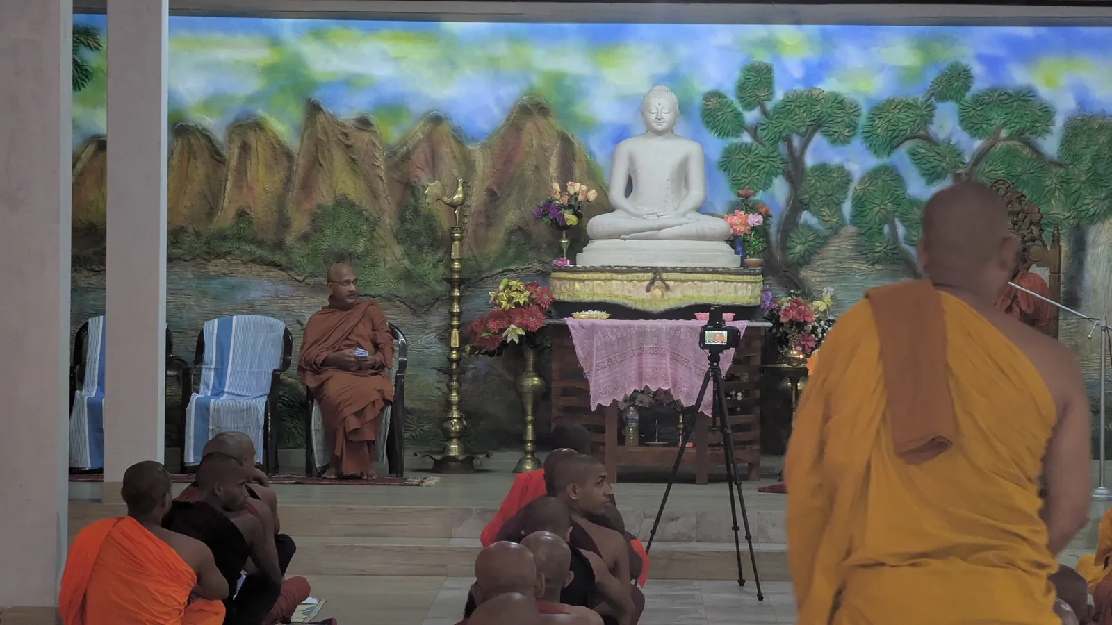 උපසම්පදා අපේක්ෂක සාමණේර හිමිවරුන්ගේ පුහුණු කිරීමේදී — ඡායාරූපය 10