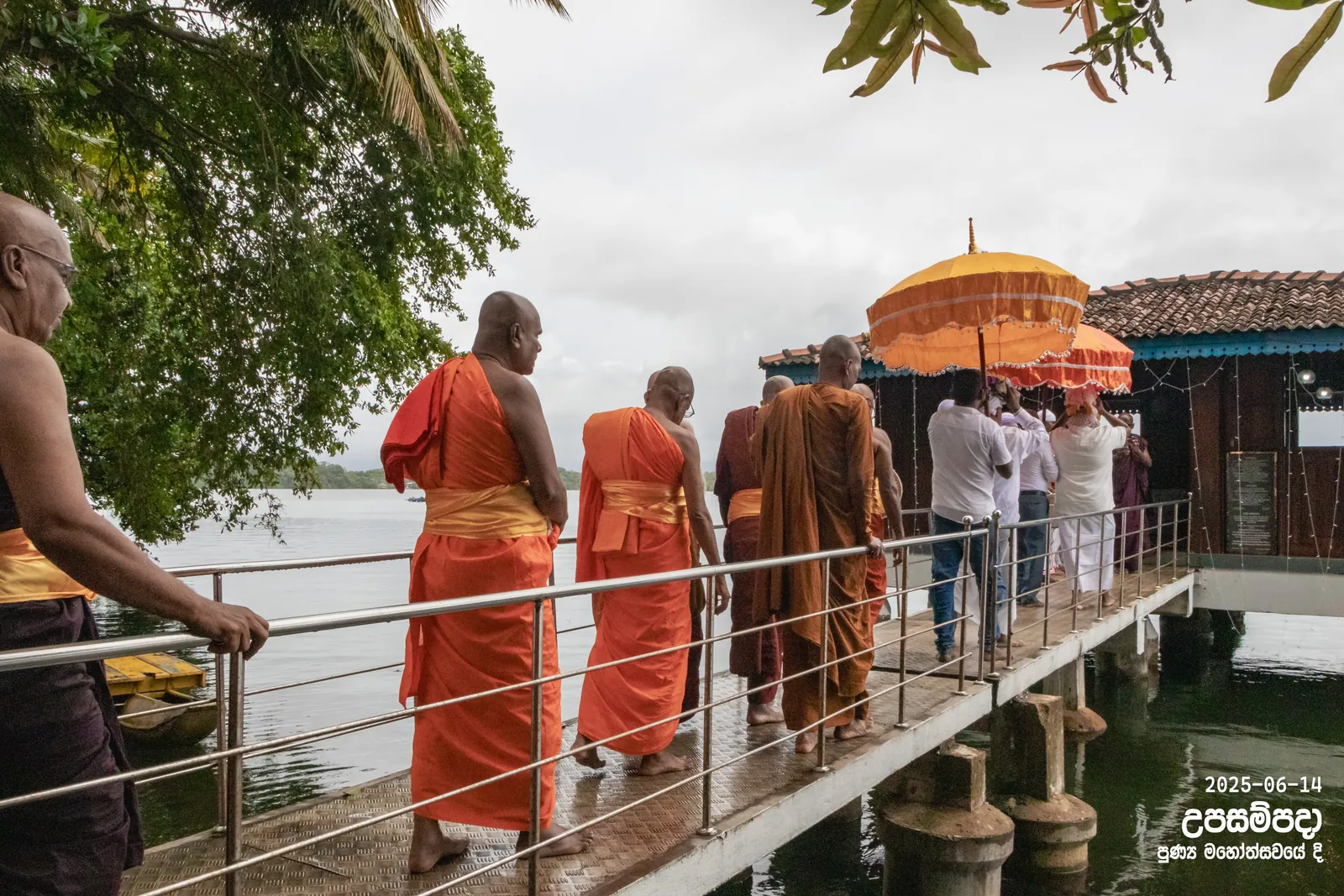 උපසම්පදා අපේක්ෂක සාමණේර හිමිවරුන්ගේ පුහුණු කිරීමේදී — ඡායාරූපය 7