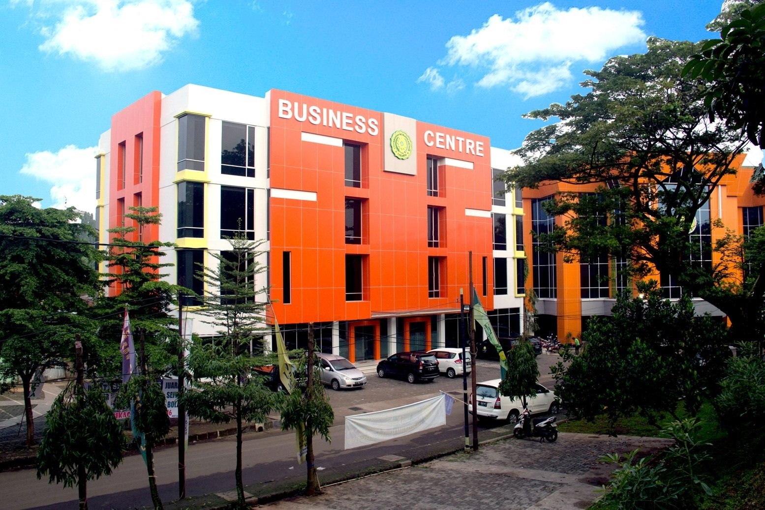 Gedung Universitas Muhammadiyah Jakarta