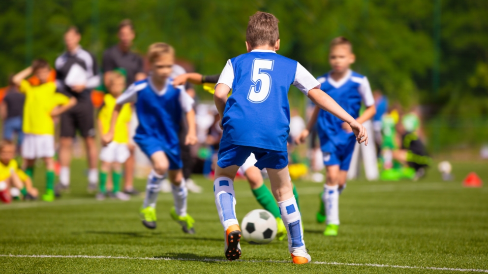 5 Alasan Mengapa Mini Soccer Cocok untuk Anak-anak dan Remaja