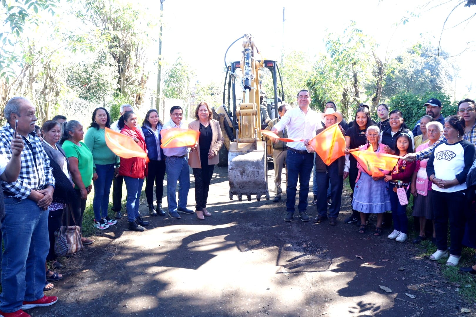 Banderazo Inicio de Obra Pavimentacion de Calles Morelos y Emiliano Zapata