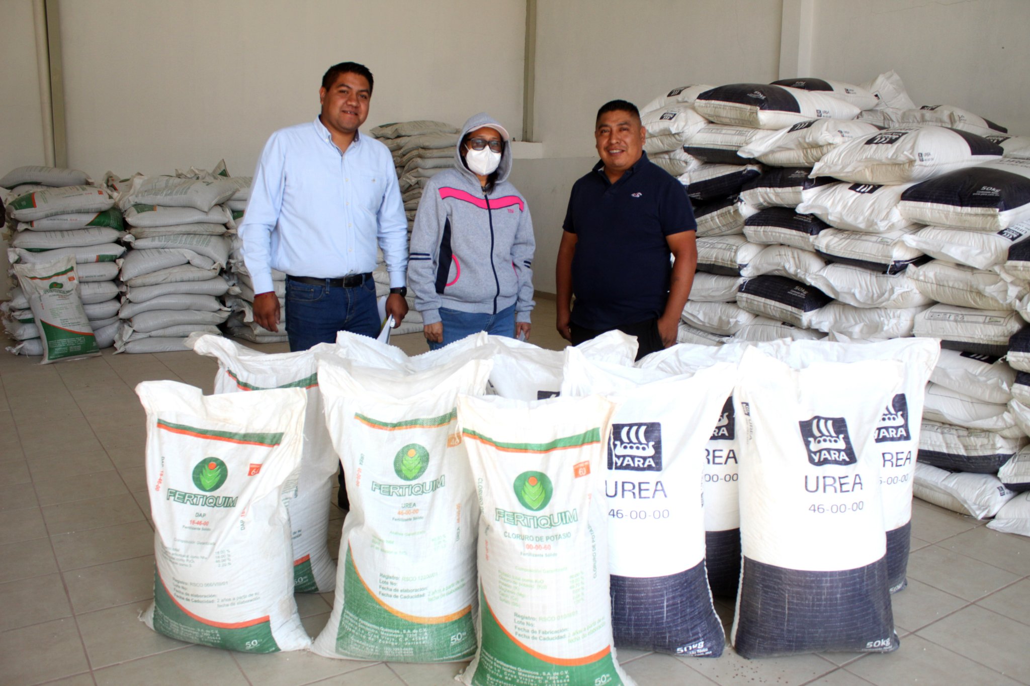 ¡Primera entrega de fertilizante a productores del municipio!