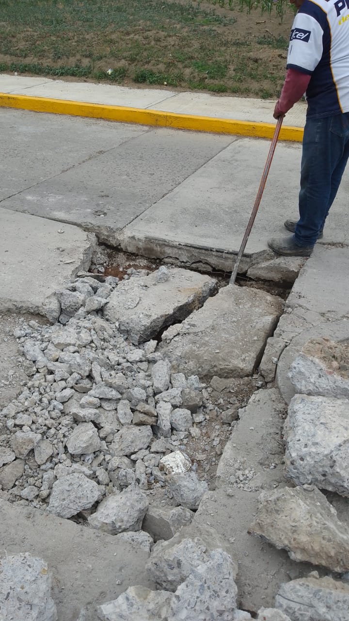 Mantenimiento en la Calle Los Pinos