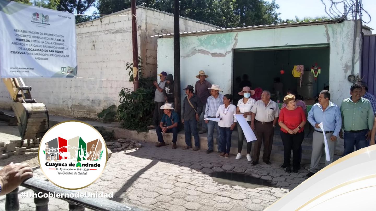 Inicio a la rehabilitación con concreto hidráulico de la calle Morelos.