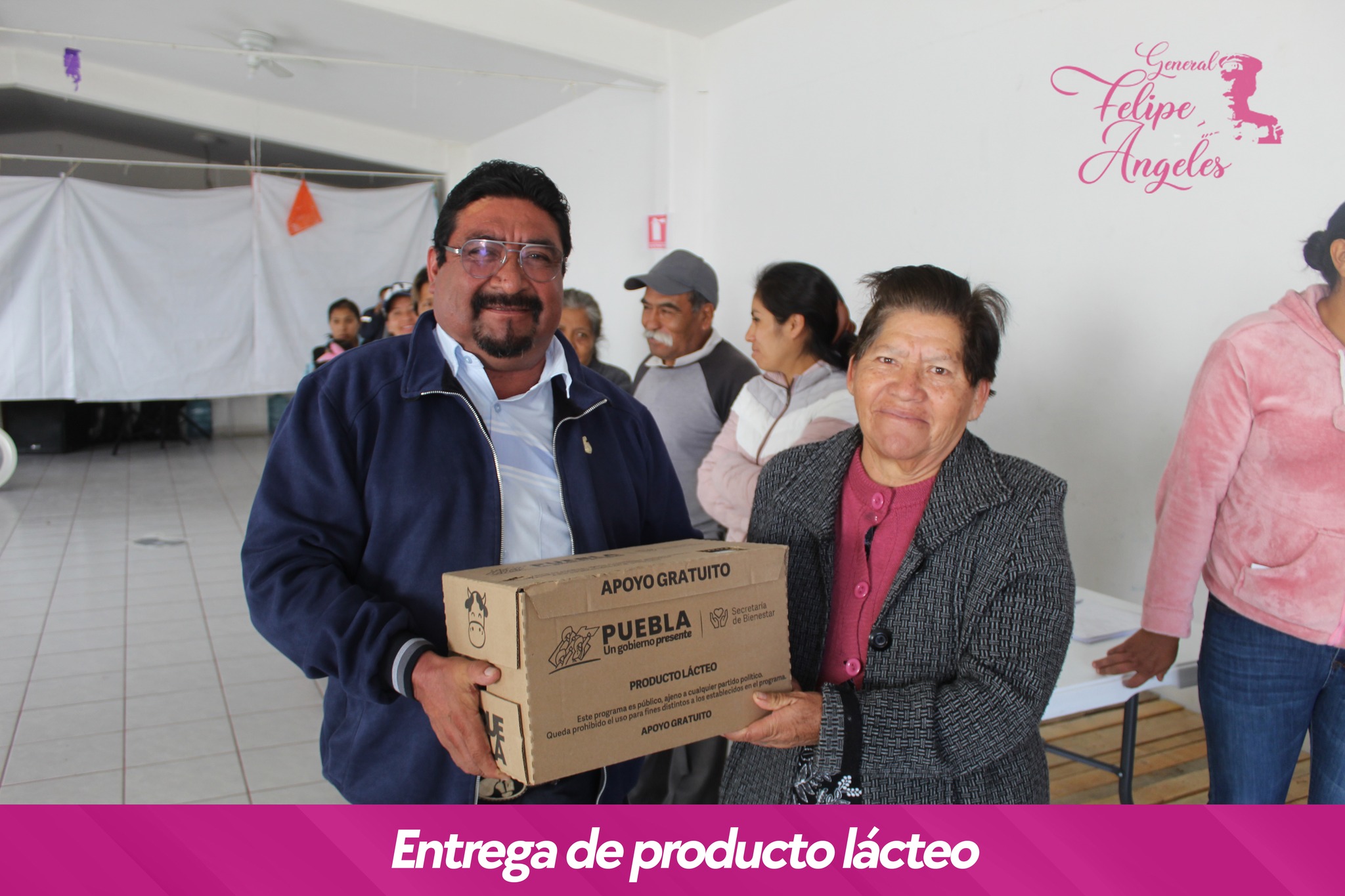 Entrega de Producto Lácteo a Beneficiarios