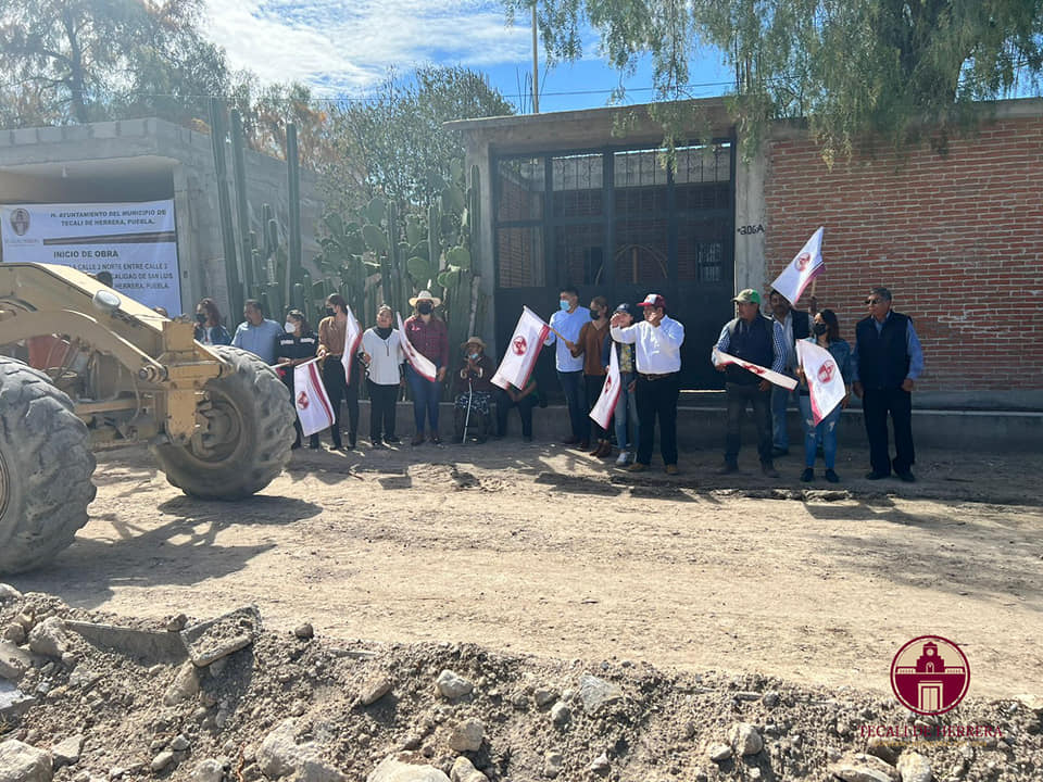 Arranque de obra en San Luis Ajajalpan