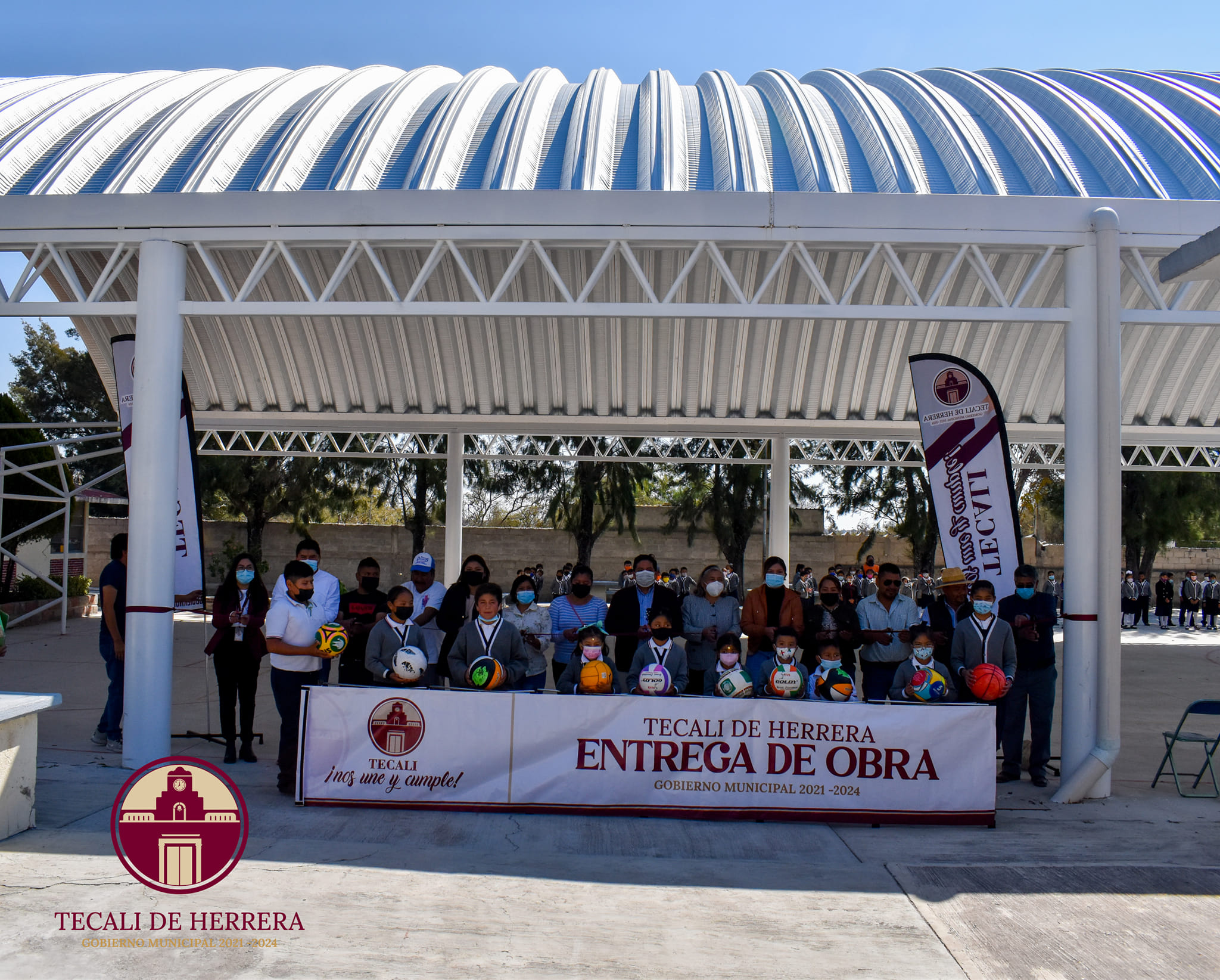 Entrega de domo y equipamiento deportivo