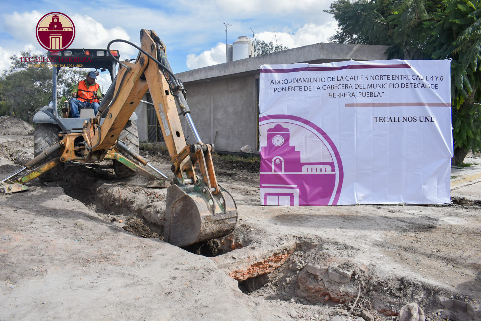 BANDERAZO DE INICIO DE OBRA EN TECALI