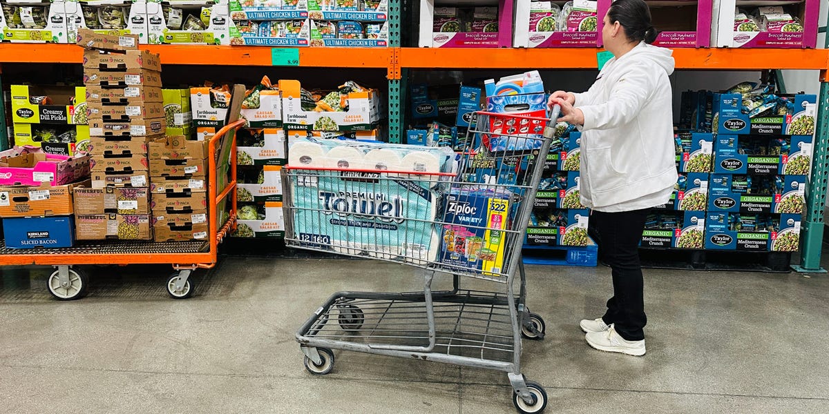 US Inflation Unexpectedly Cools in April Despite New Tariffs