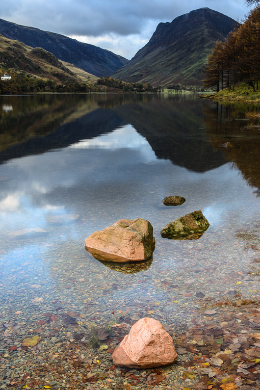 Stones by Burntness Wood lake