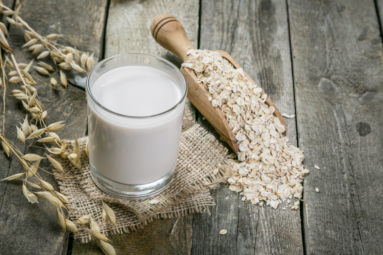 燕麦奶是什么？补钙、延缓老化等5大好处，你开始喝了吗？