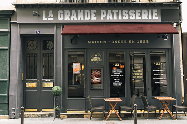 La Grande Patisserie Storefront Design