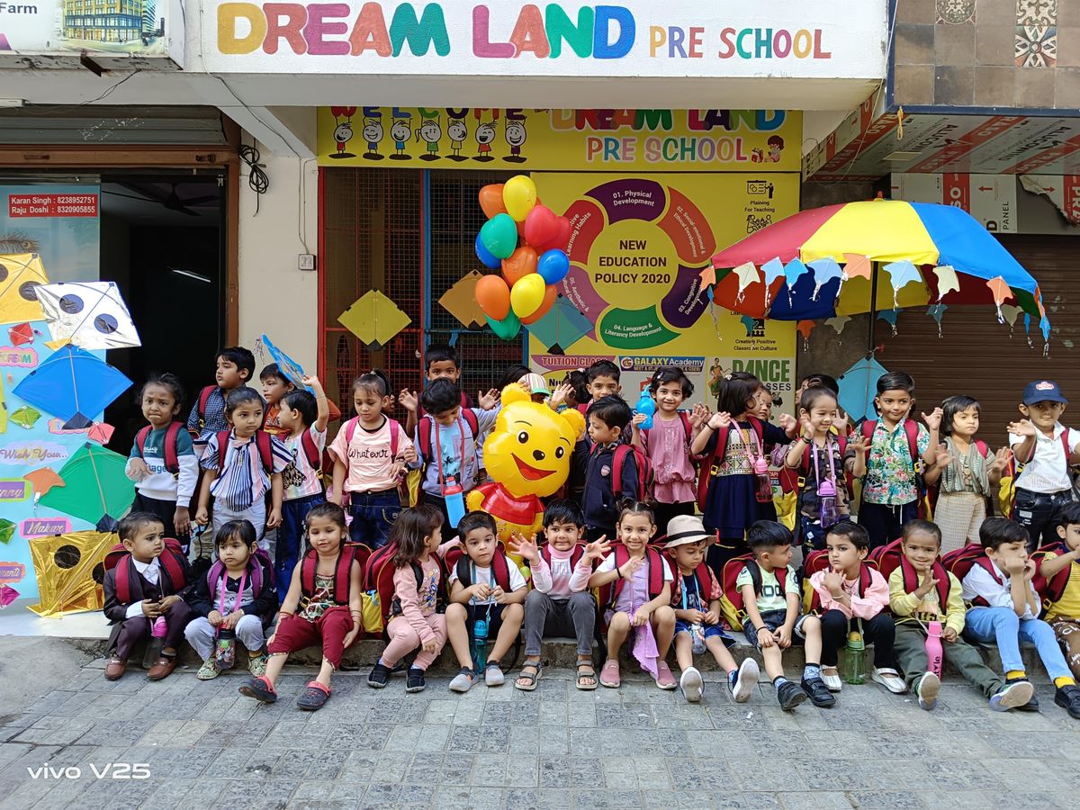 Dreamland Public School Bamhori photo 5